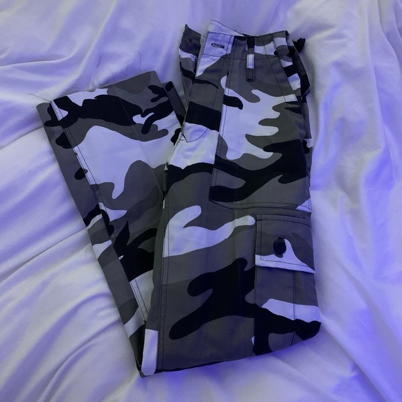 Urban Outfitters Pants - urban black white and gray camo pants